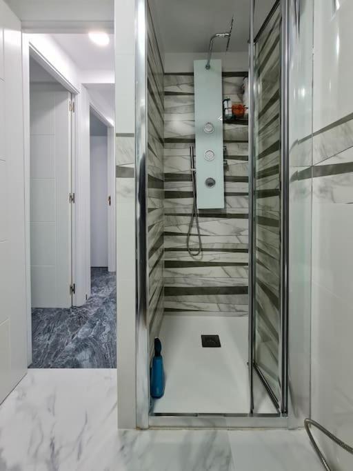 Modern Apartment Right In The Heart Of Benidorm Dış mekan fotoğraf